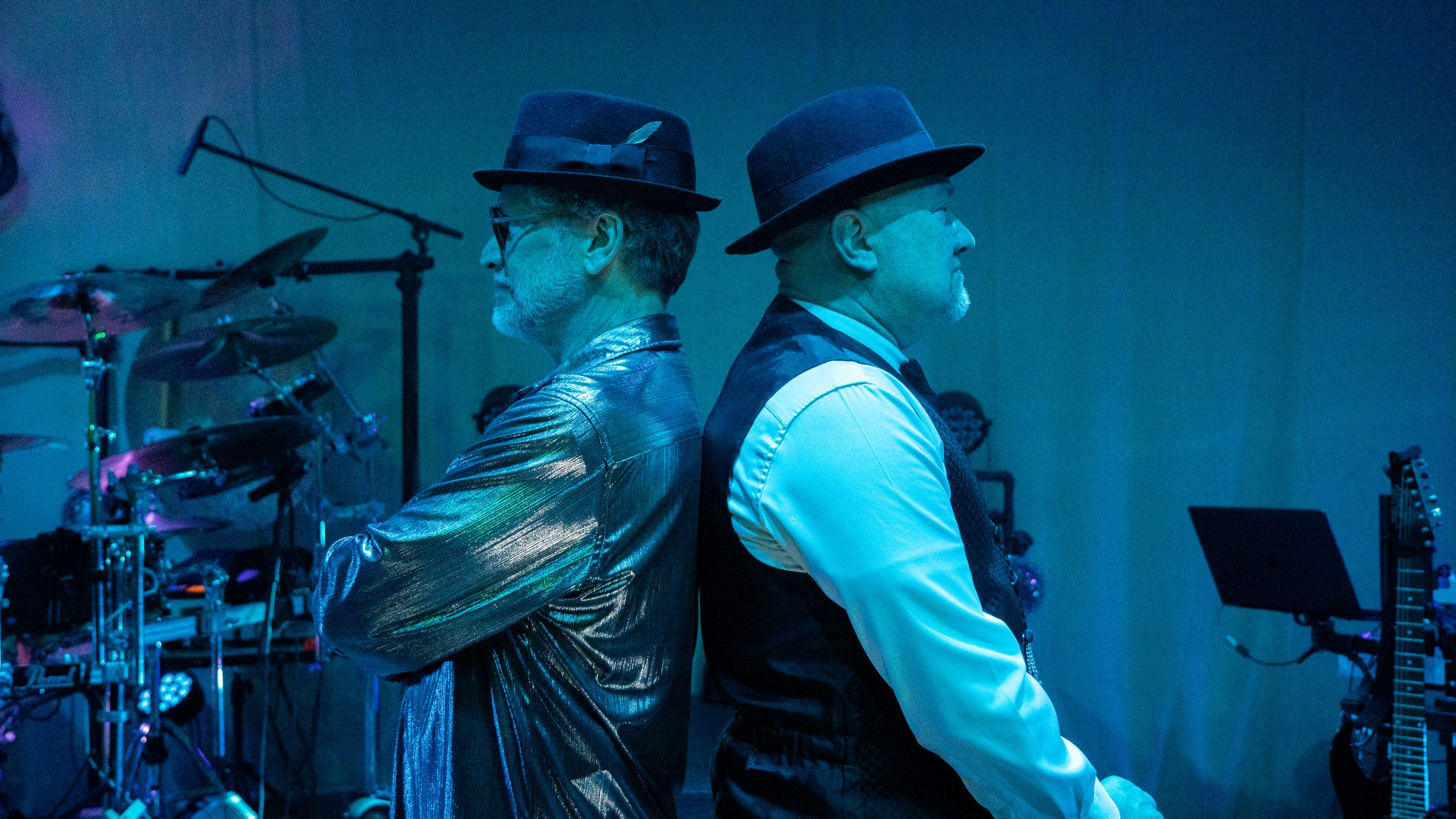 Chris Kearney and Jeffrey Scot Wills back to back on stage